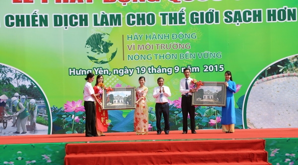 Lễ[-]phát[-]động[-]quốc[-]gia[-]hưởng[-]ứng[-]Chiến[-]dịch[-]làm[-]cho[-]thế[-]giới[-]sạch[-]hơn[-]năm[-]2015